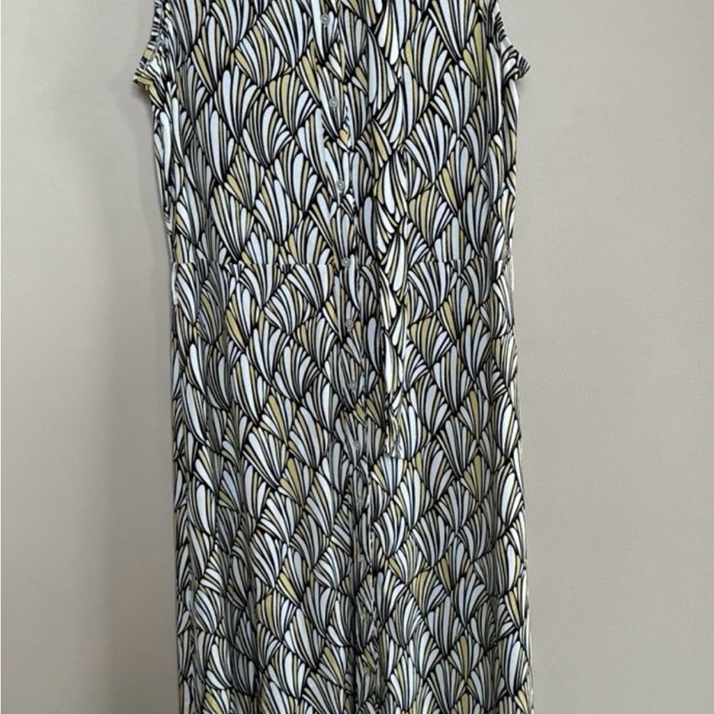Elegant Sleeveless Patterned Dress